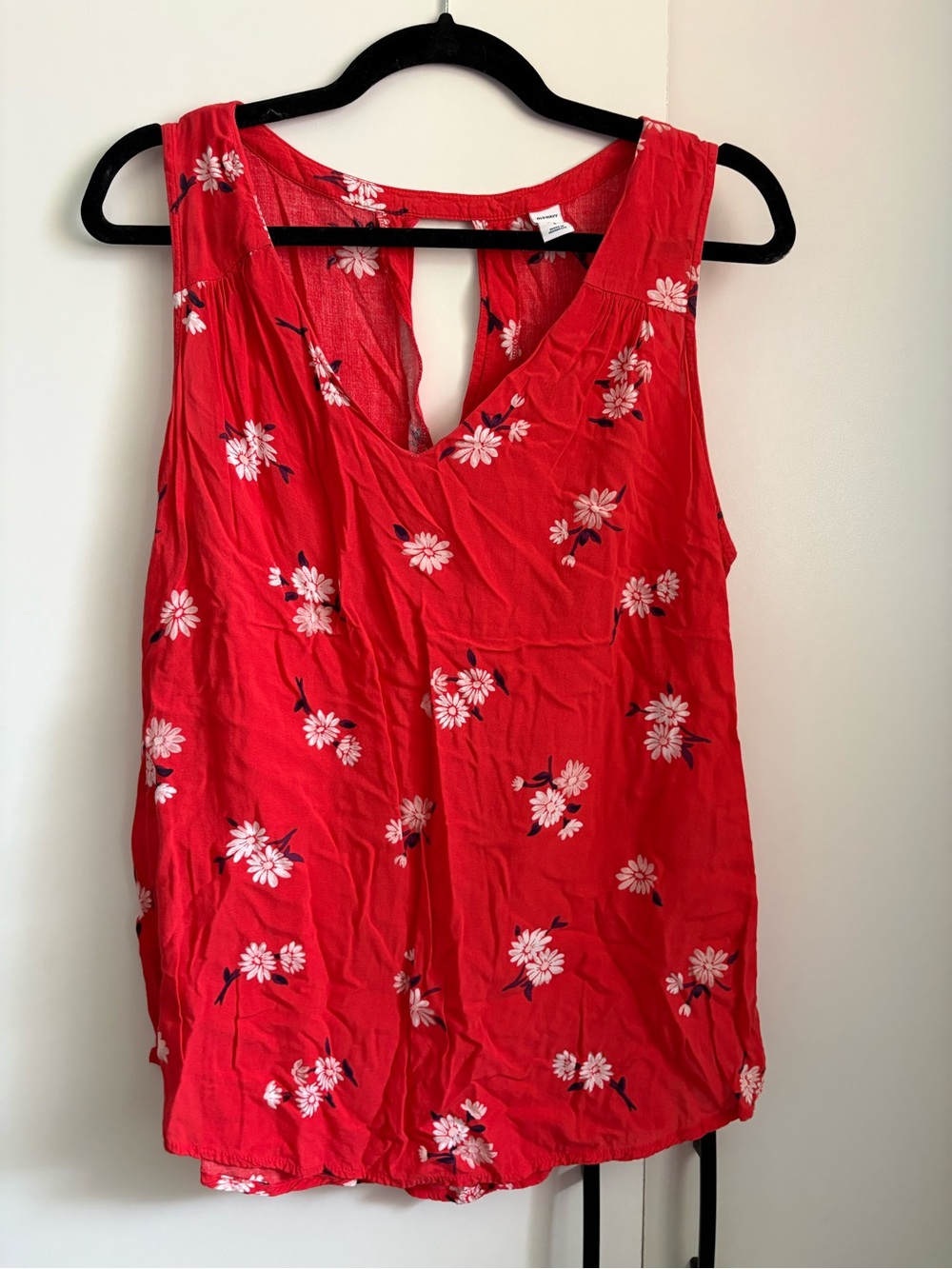 Old Navy Red Floral Keyhole Tank Top